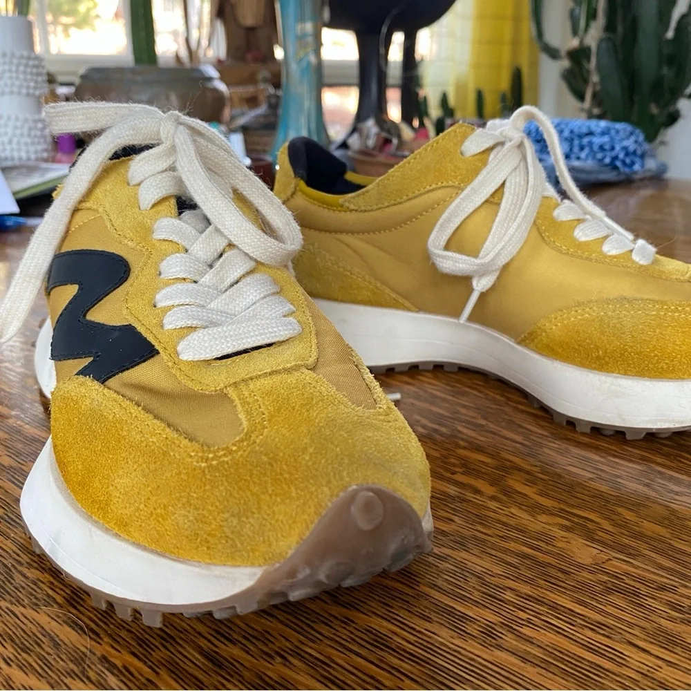 Steve Madden Campo Sneaker in Mustard - Picture 9 of 14